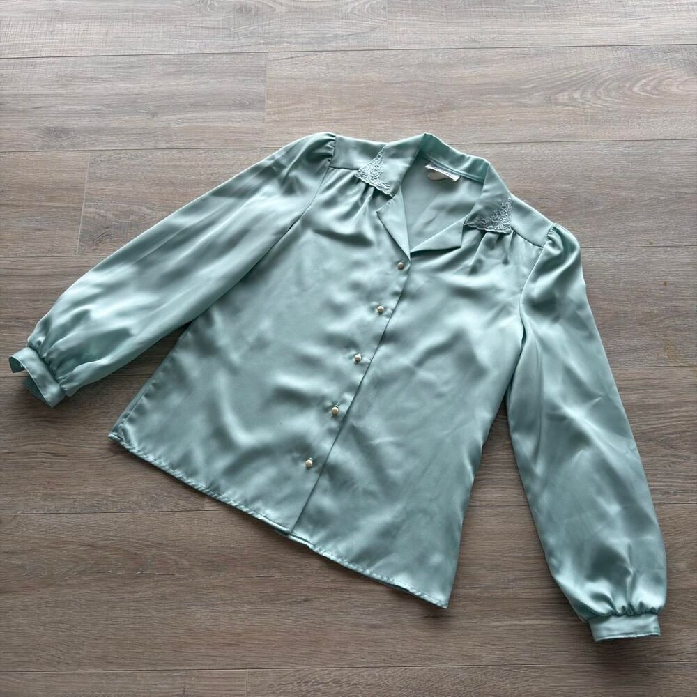 L & K Vintage 70's Women's Medium Satin Blouse Robin's Egg Blue Granny Cottage